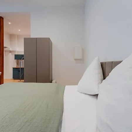 Ruhiges City-apartment Mit Innenhof-terrasse Apartment *