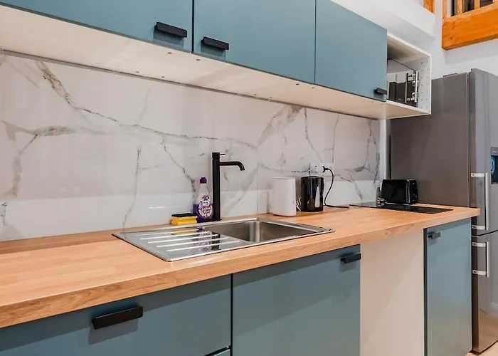 Ruhiges City-apartment Mit Innenhof-terrasse *