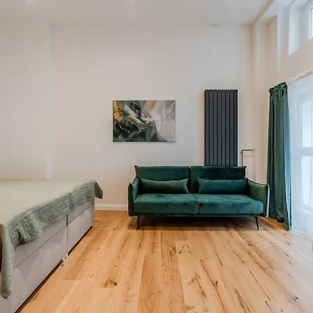Ruhiges City-apartment Mit Innenhof-terrasse Appartamento Berlino